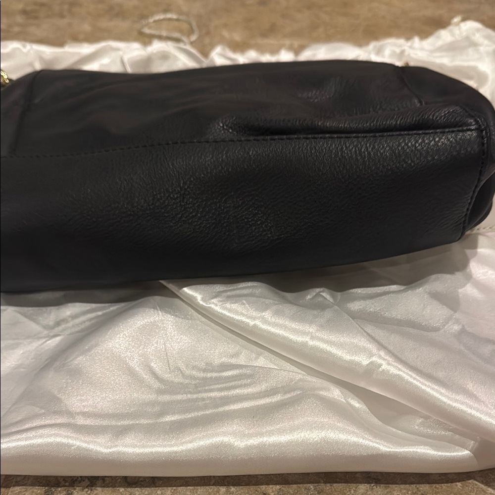 Kate Spade Black and White Crossbody or Hand Bag. Never used! - Picture 3 of 9